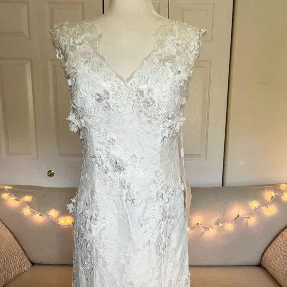 NWT Mingdas Wedding dress White flowers size 4-6 NEW! GORGEOUS!! - Picture 2 of 12
